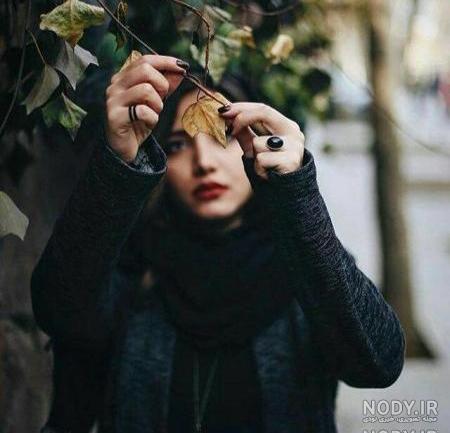 دختر غمگین عاشق