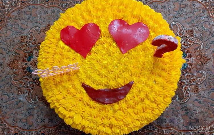 کیک تولد متحرک برای وبلاگ کیک تولد متحرک برای وبلاگ