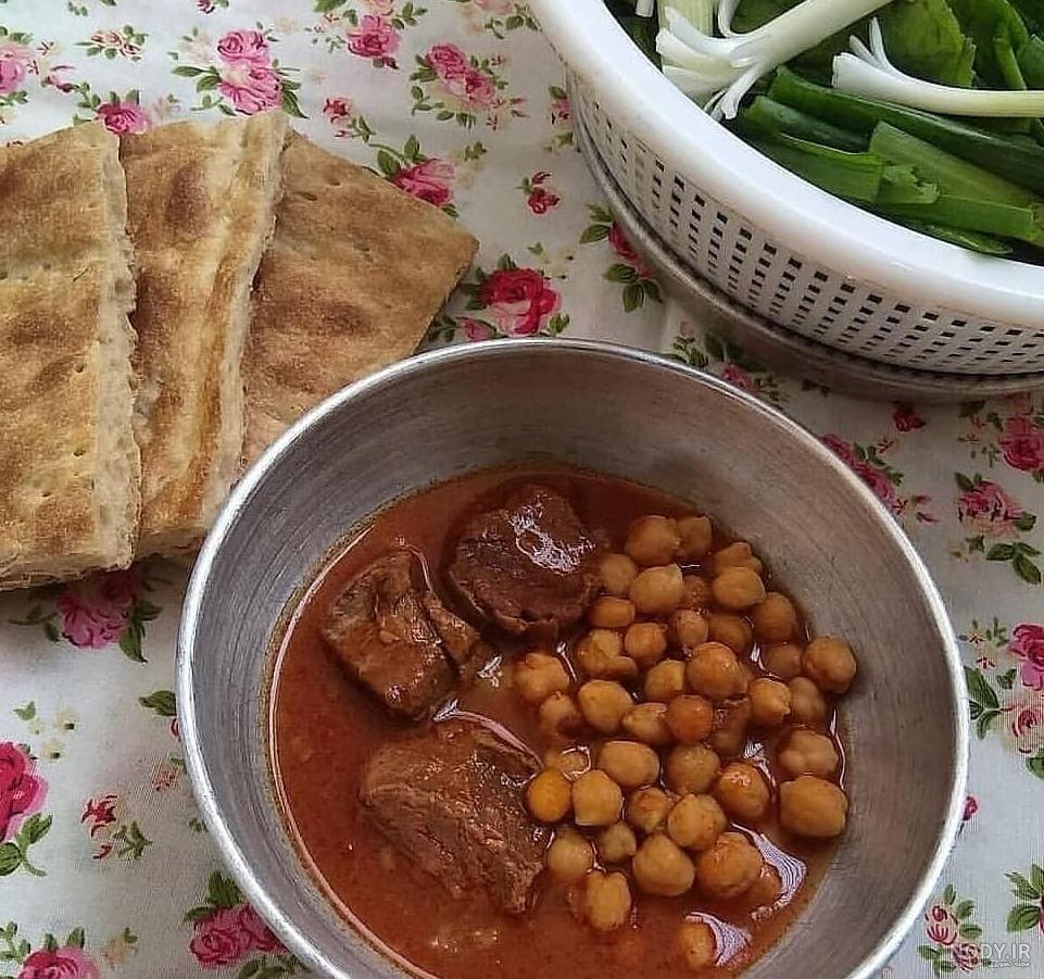 طرز تهيه آبگوشت خوشمزه در زودپز