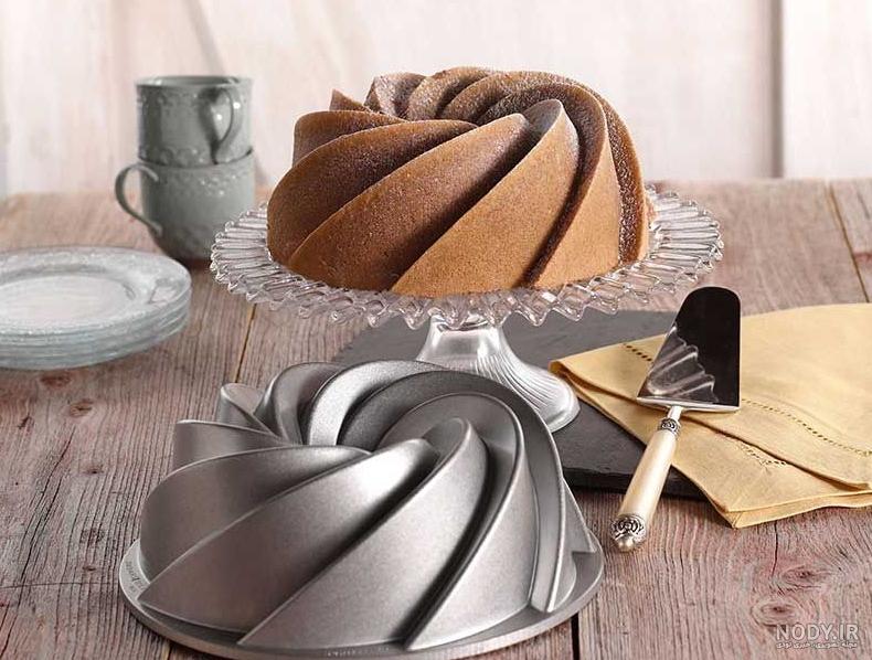 طرز تهیه کیک شکلاتی برای 10 نفر طرز تهیه کیک شکلاتی برای 10 نفر