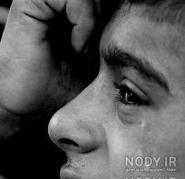 عکس های مرد در حال گریه