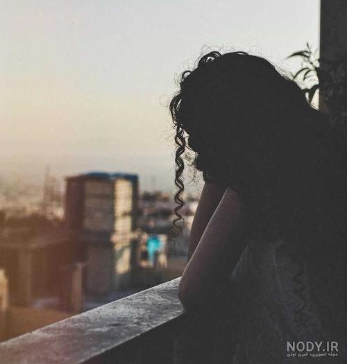 عکس پروفایل دختر غمگین بدون متن