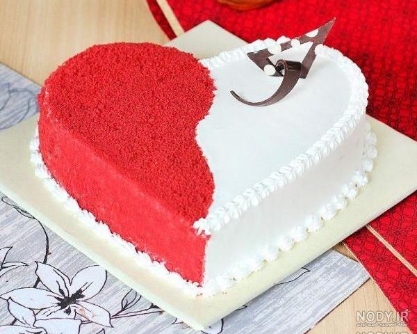 کیک قلبی ساده