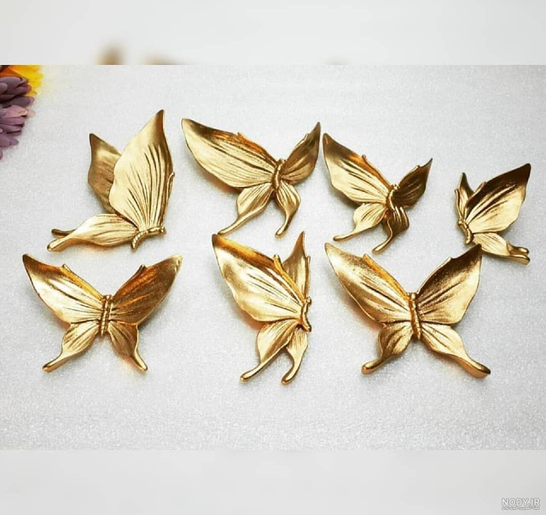  عکس پروانه مشکی طلایی برای تلگرام