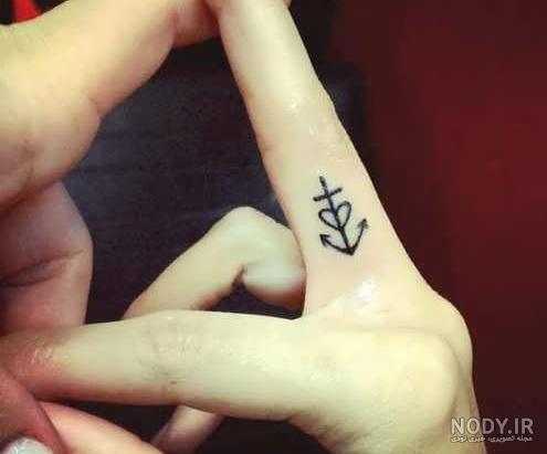 تاتو روی دست نوشته مردانه
