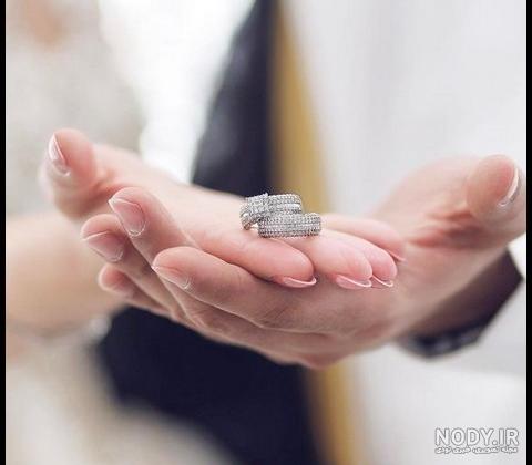 عکس دست عروس با دسته گل عکس دست عروس با دسته گل