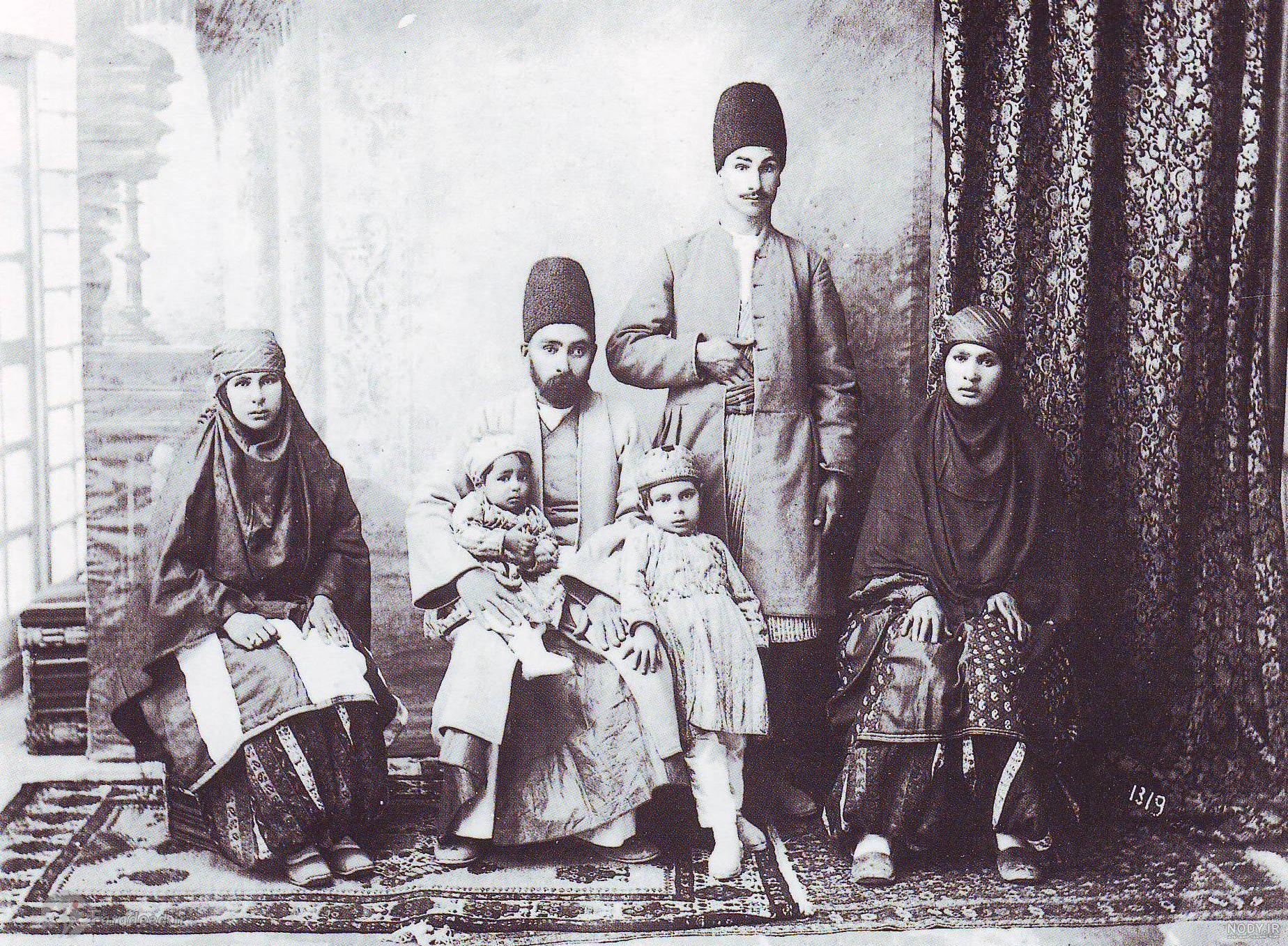 حجاب زنان در دوره قاجار
