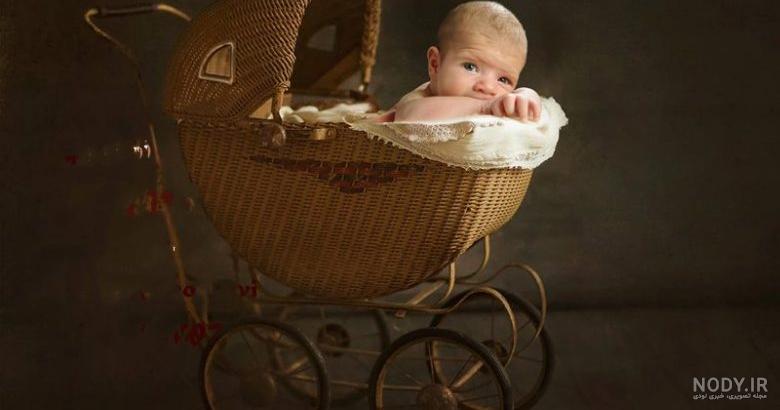 خلاقانه ایده عکس ماهگرد نوزاد پسر در منزل