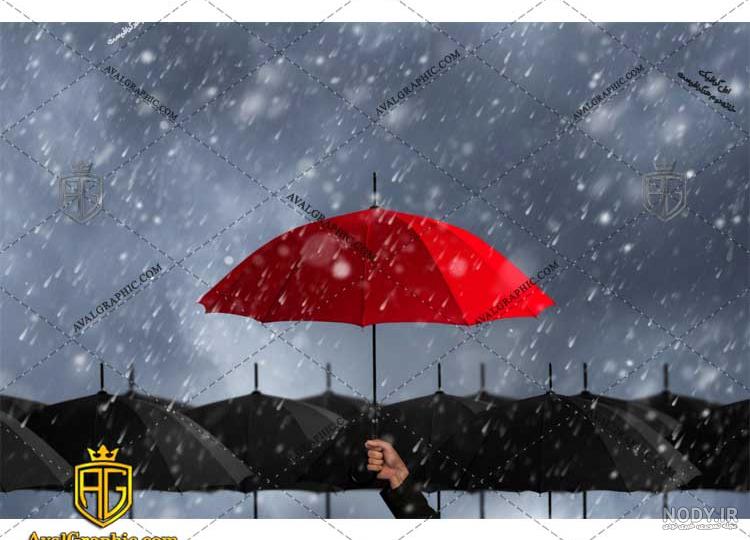 عکس چتر زیر باران