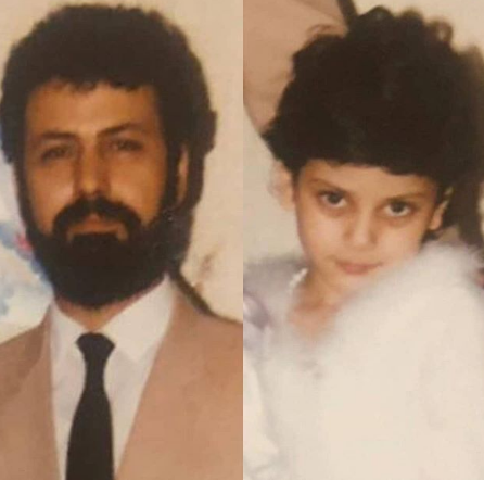 مونا فرجاد بی حجاب مونا فرجاد بی حجاب