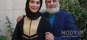کودکی مونا فرجاد کودکی مونا فرجاد