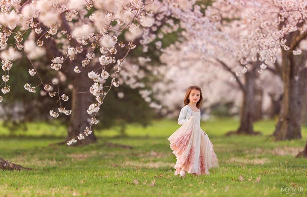 عکس دختر زیبا در فصل بهار