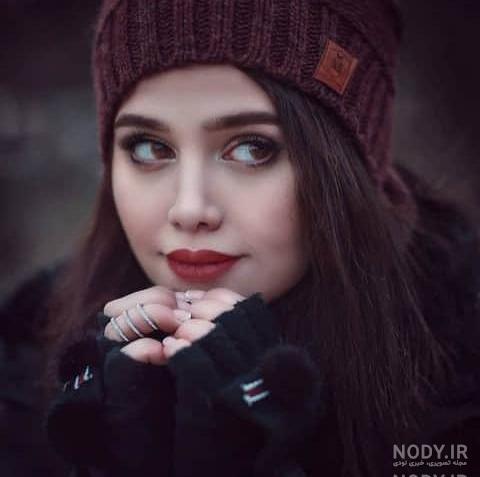 عکس یک دختر زیبا برای پروفایل دخترانه
