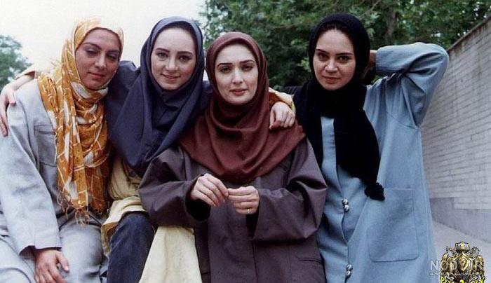اسم واقعی منیژه در نقطه چین اسم واقعی منیژه در نقطه چین