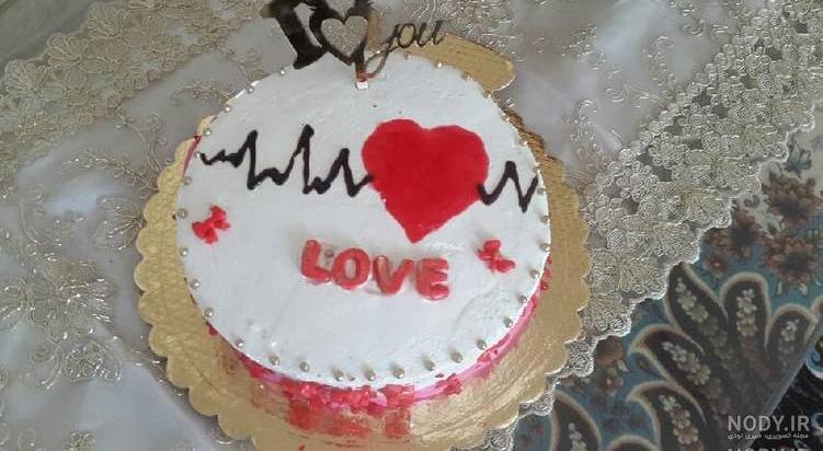 عکس کیک تولد عاشقانه فانتزی