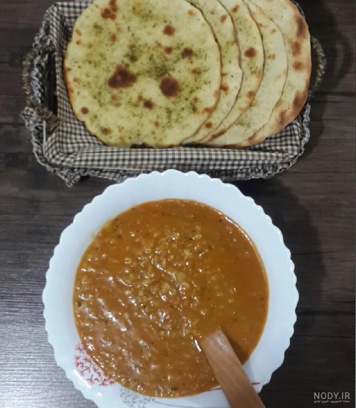 سوپ جو و قارچ با سس سفید