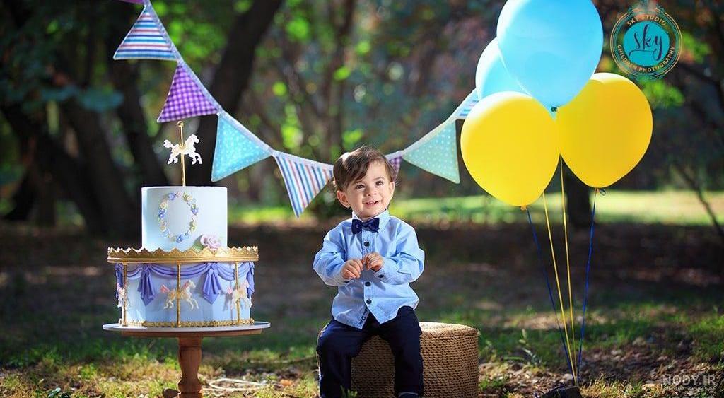 ژست عکاسی فضای باز دخترانه ژست عکاسی فضای باز دخترانه