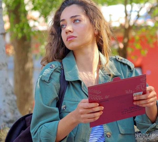 بیوگرافی اوزگه یاگیز و همسرش بیوگرافی اوزگه یاگیز و همسرش