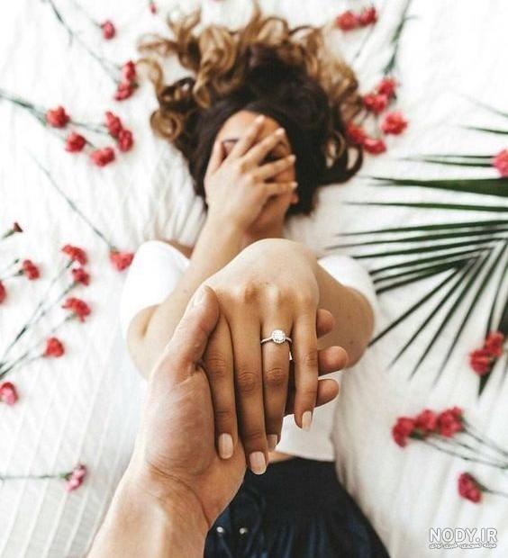 عکس هنری با حلقه ازدواج عکس هنری با حلقه ازدواج