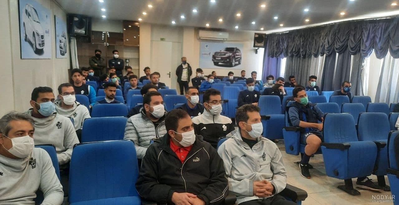 دانلود فیلم هاچ بک قرمز محمد رسول اف دانلود فیلم هاچ بک قرمز محمد رسول اف