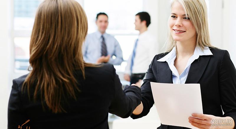 عکس خانم مدیر هتل