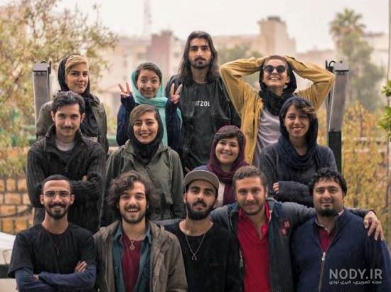 عکس دسته جمعی دوستانه کارتونی