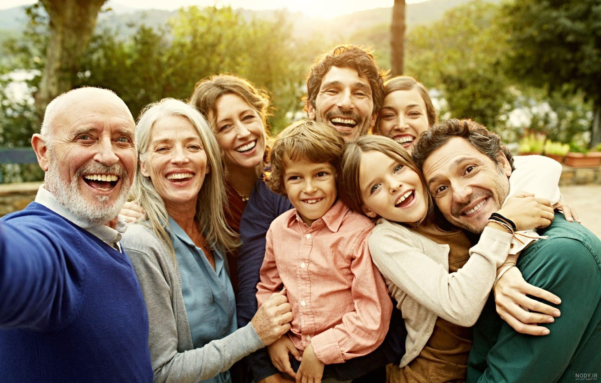 ژست برای عکس گرفتن دسته جمعی ژست برای عکس گرفتن دسته جمعی