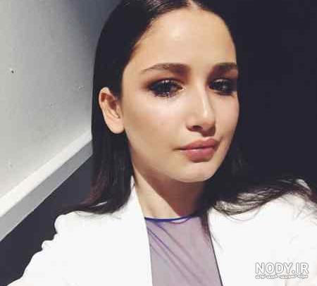عکس بازیگران غنچه های زخمی عکس بازیگران غنچه های زخمی