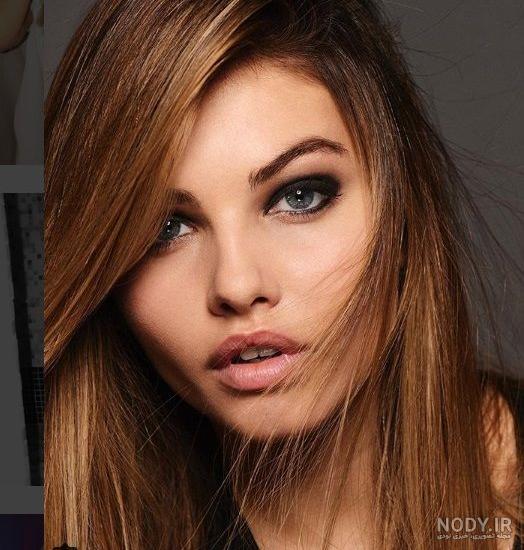 دختر چشم آبی با موهای طلایی