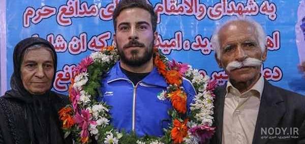 بیوگرافی کیانوش رستمی