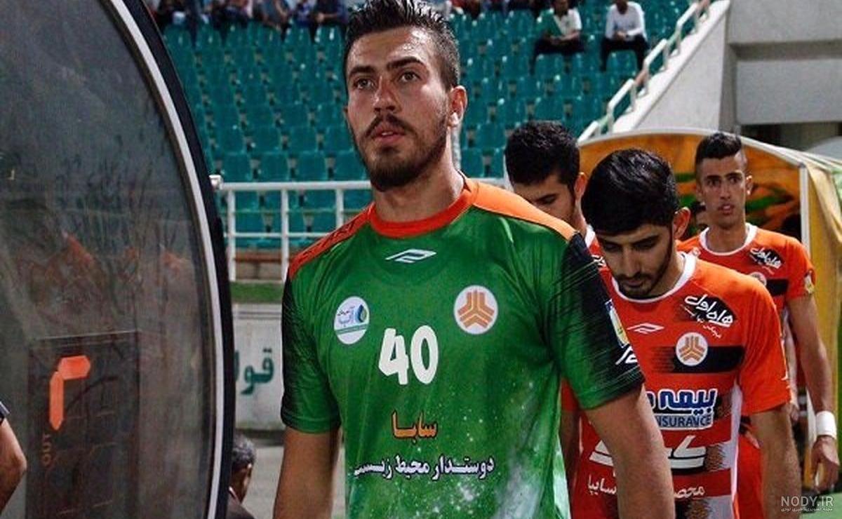 بیوگرافی اکبر منادی دروازه بان سایپا