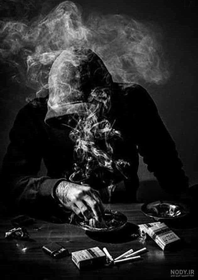  عکس مرد تنها با سیگار