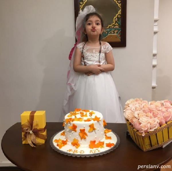 دختر آزاده نامداری در تشییع جنازه