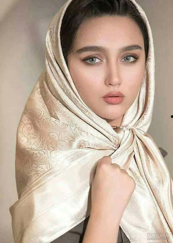 عکس دختر خوشتیپ باکلاس کارتونی عکس دختر خوشتیپ باکلاس کارتونی