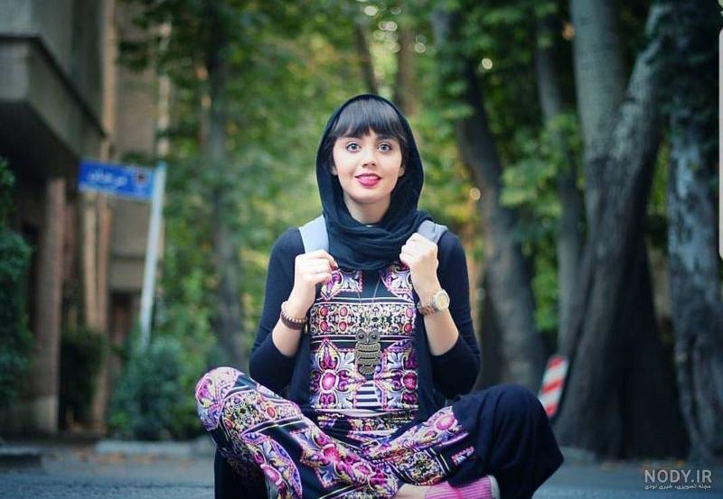 عکس دختر خوشتیپ باکلاس کارتونی عکس دختر خوشتیپ باکلاس کارتونی