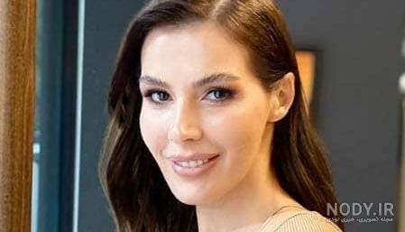 عکس های خدیجه شندیل و همسرش عکس های خدیجه شندیل و همسرش