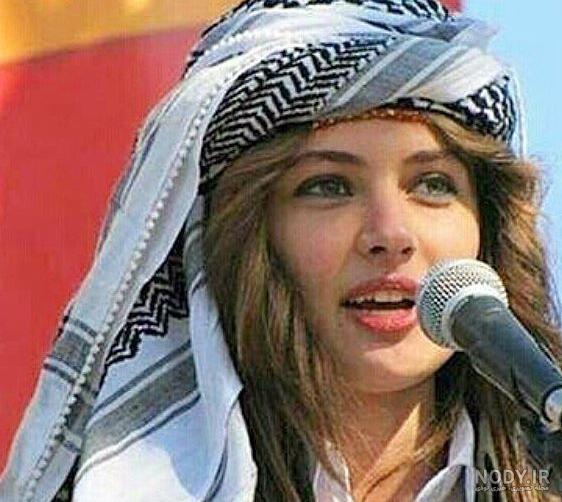 عکس بچه ی گلوریا هاردی عکس بچه ی گلوریا هاردی