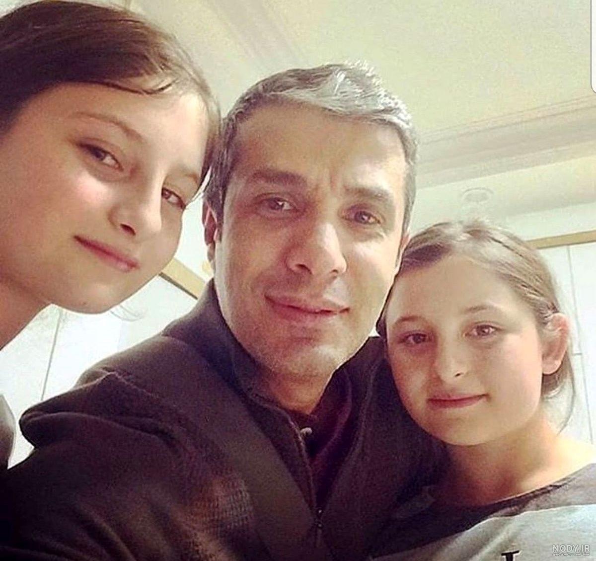 عکس نیکا فلاحی و خانواده اش عکس نیکا فلاحی و خانواده اش