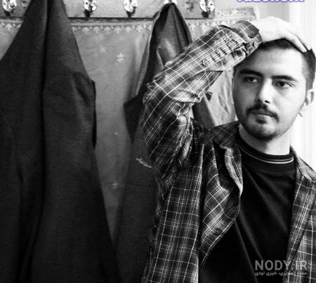 علی طباطبایی و همسرش و فرزندش