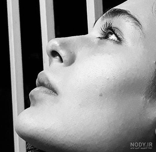 ژست عکاسی دخترانه در پارک ژست عکاسی دخترانه در پارک