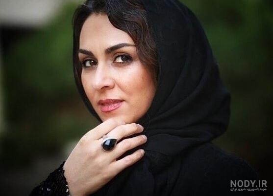 ژست عکاسی مدلینگ زنانه ژست عکاسی مدلینگ زنانه