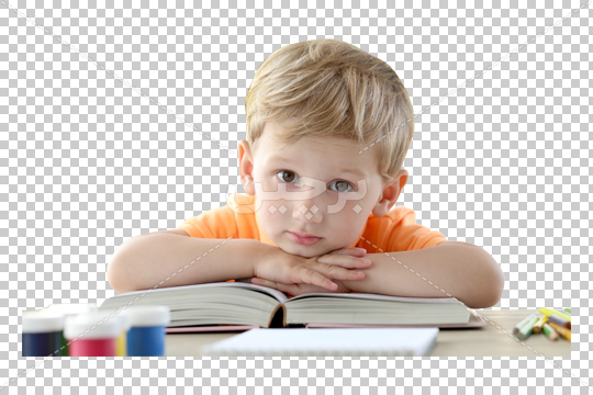 عکس درس خواندن پسرانه