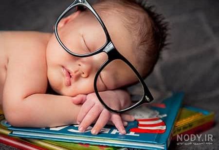 عکس درس خوندن لاکچری پسرانه