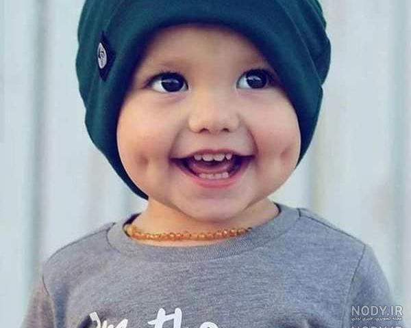 عکس دختر درحال خنده عکس دختر درحال خنده