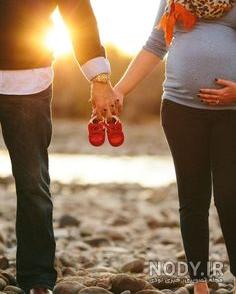 ژست عکس بارداری در آتلیه