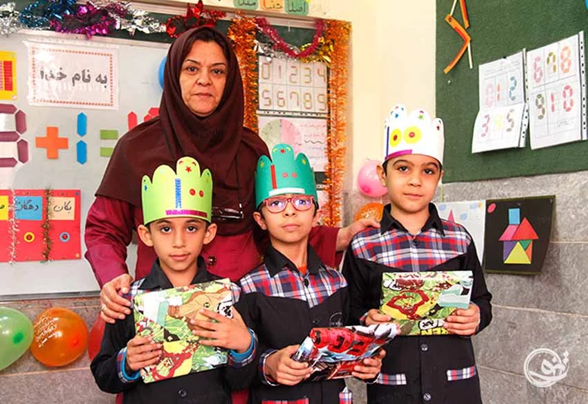 کاردستی عینک با کاغذ