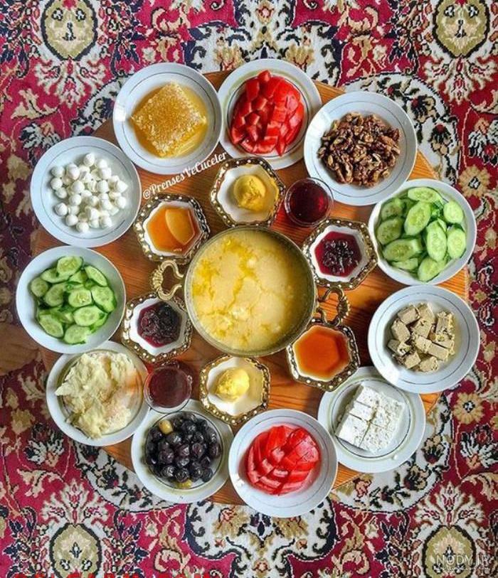انواع صبحانه گرم هتلی