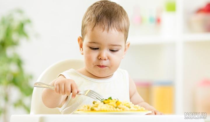 اولین غذای کمکی نوزاد نی نی سایت اولین غذای کمکی نوزاد نی نی سایت