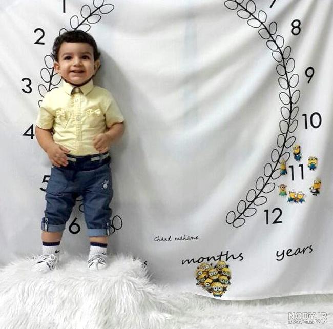 ایده عکس ماهگرد نوزاد پسر در منزل