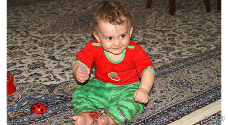  عکس شب یلدا با لباس سنتی